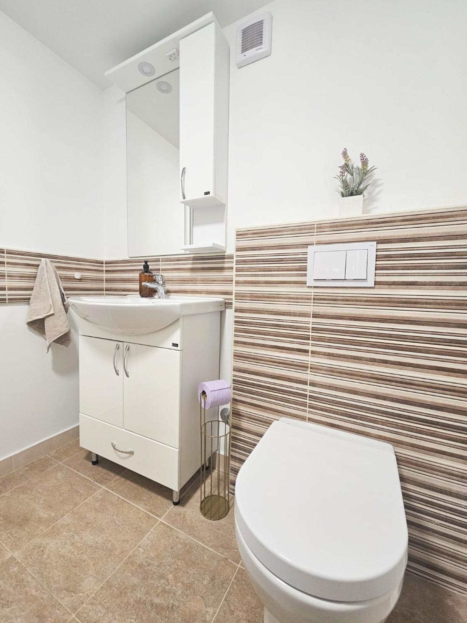 קופריבניצה Central Park Apartments מראה חיצוני תמונה
